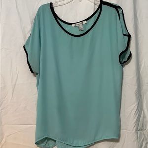 Seafoam green cold shoulder short sleeve blouse